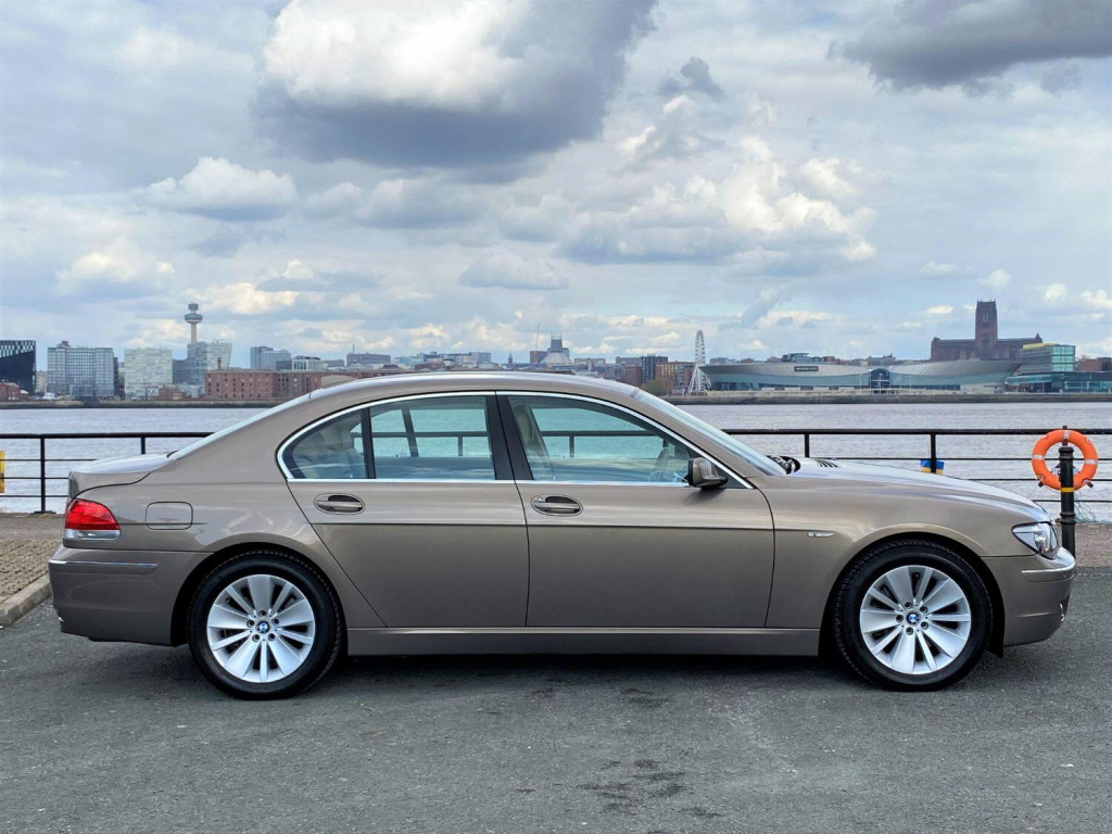 View BMW 7 SERIES 730D SE