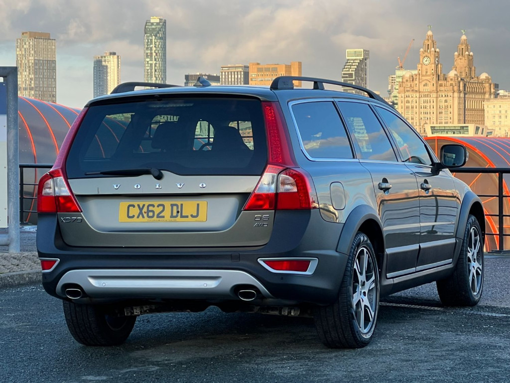 VOLVO XC70