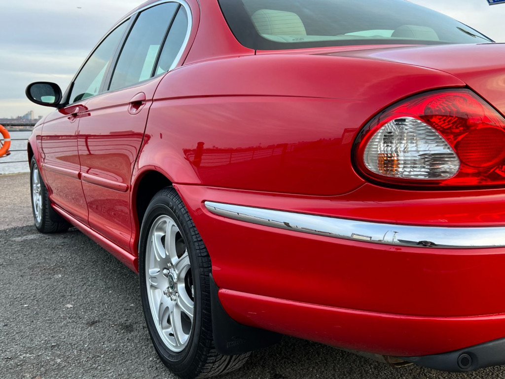 JAGUAR X-TYPE