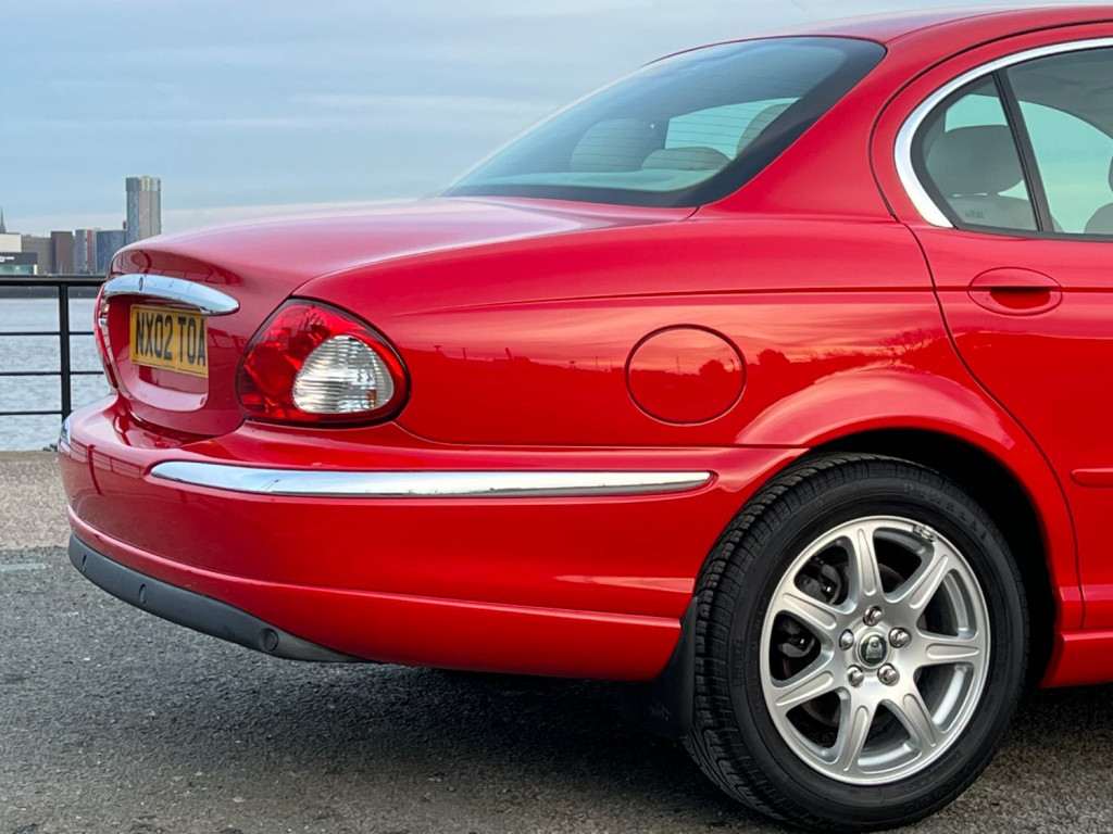 JAGUAR X-TYPE