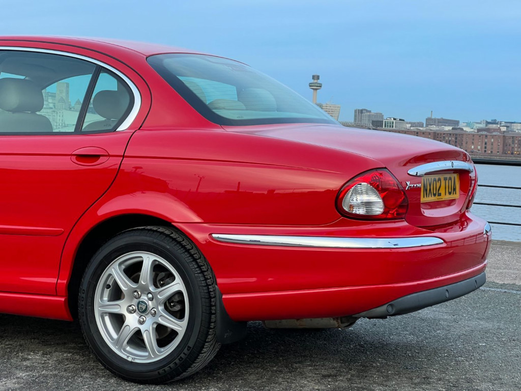JAGUAR X-TYPE