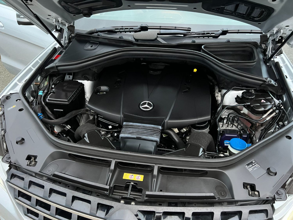 MERCEDES-BENZ M CLASS