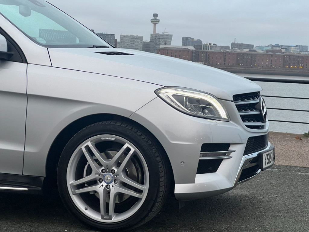 MERCEDES-BENZ M CLASS