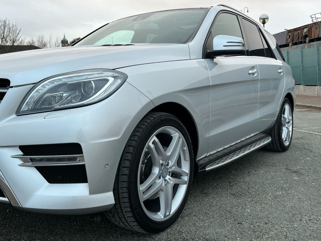 MERCEDES-BENZ M CLASS