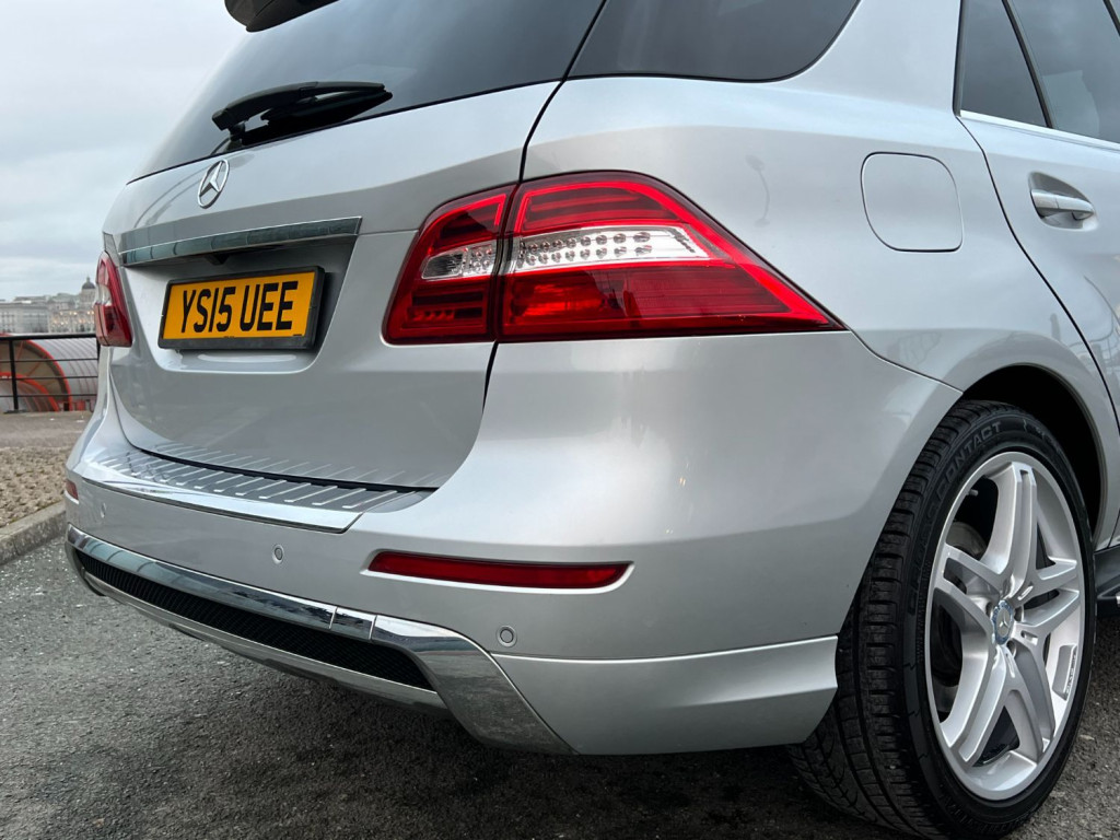 MERCEDES-BENZ M CLASS