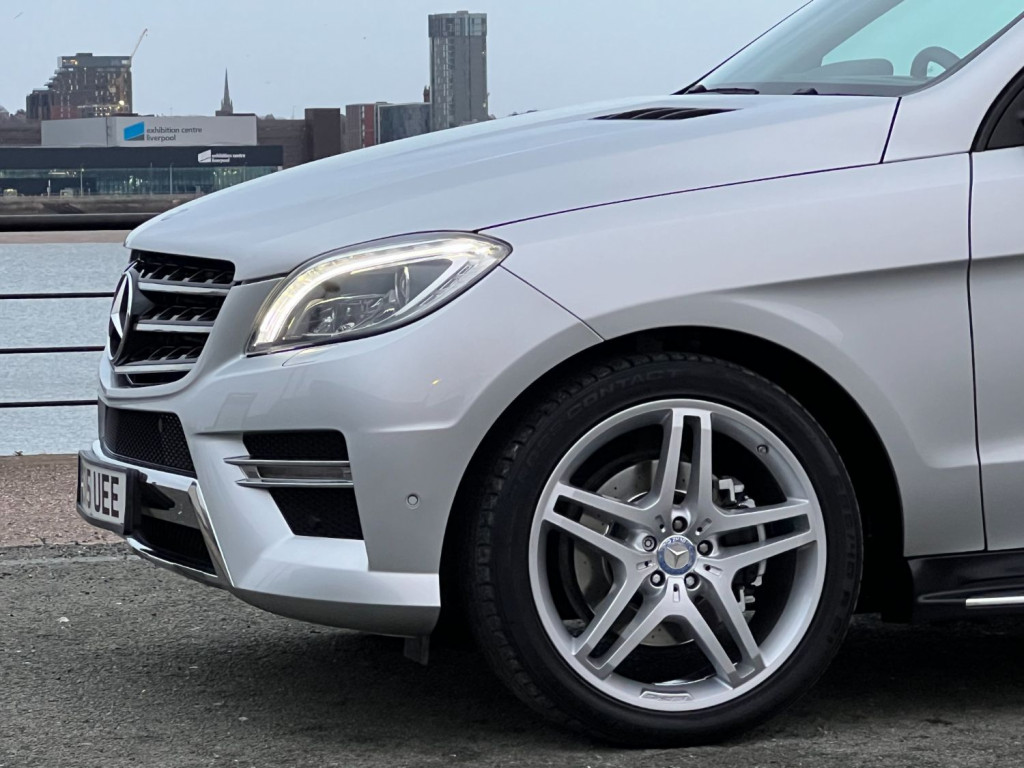 MERCEDES-BENZ M CLASS