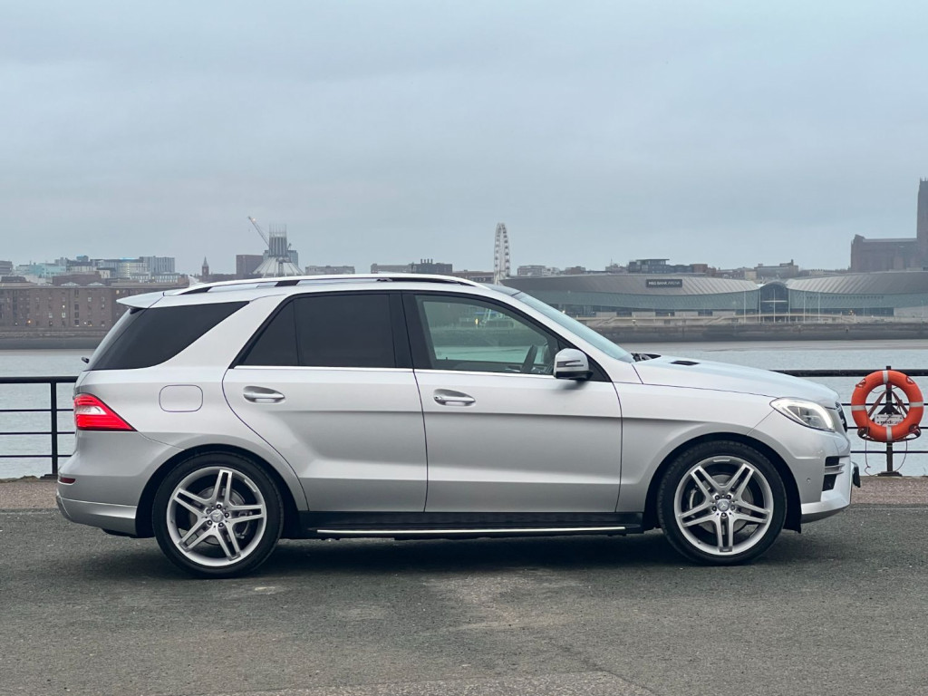 MERCEDES-BENZ M CLASS