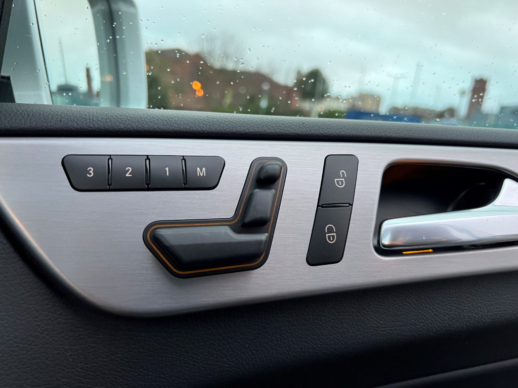 MERCEDES-BENZ M CLASS