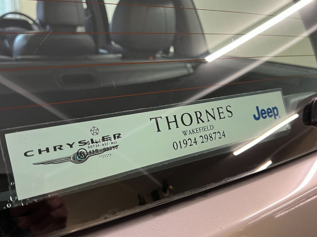 View JEEP GRAND CHEROKEE LIMITED