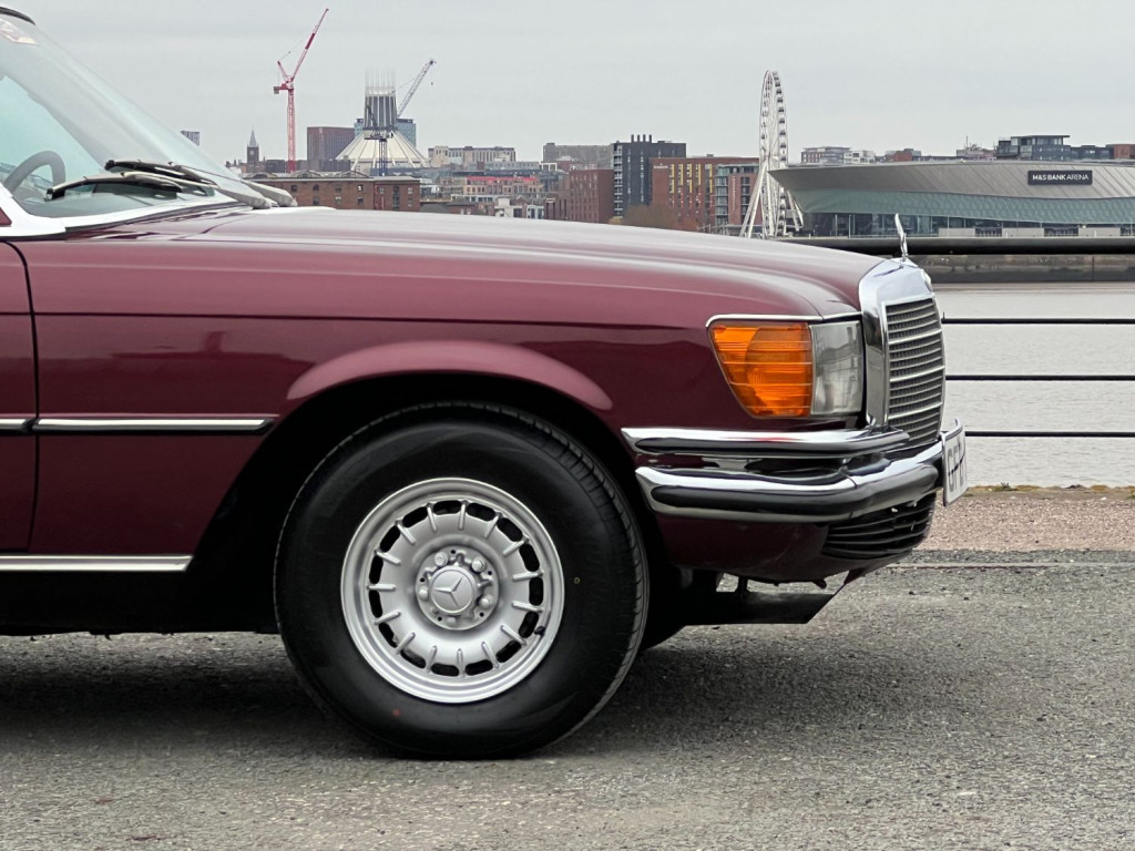 MERCEDES-BENZ 280