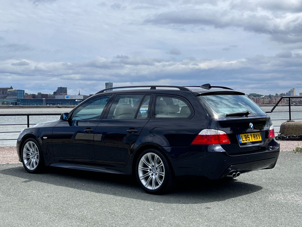 BMW 5 SERIES