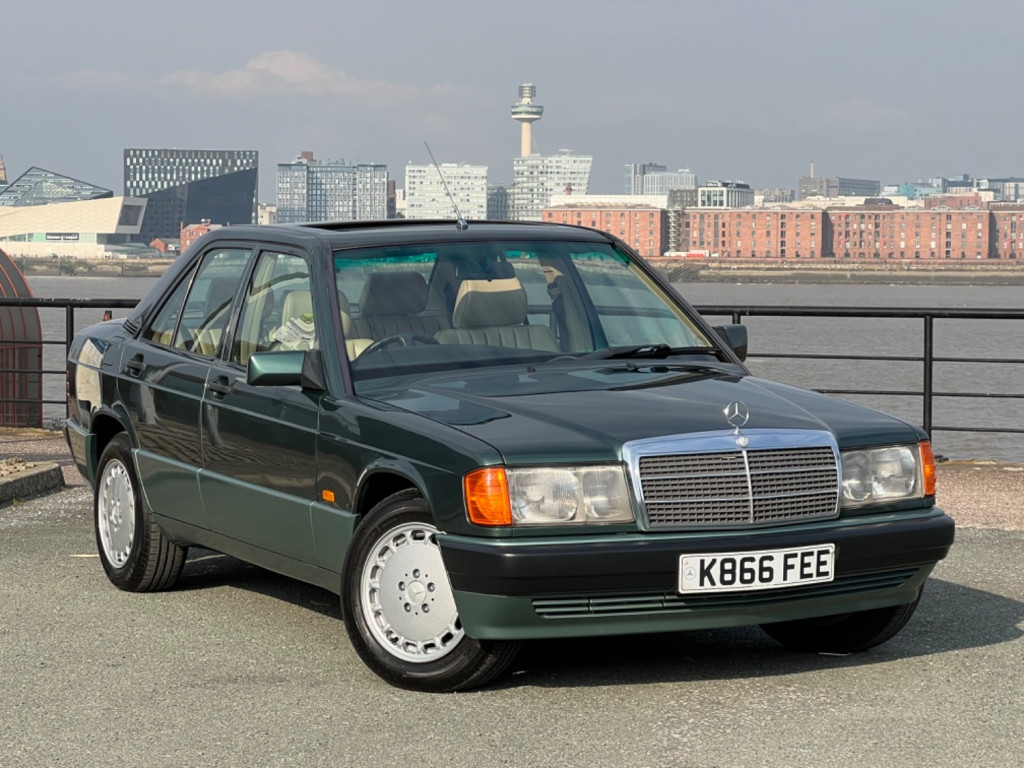 View MERCEDES-BENZ 190 190D 2.5 DIESEL AUTO