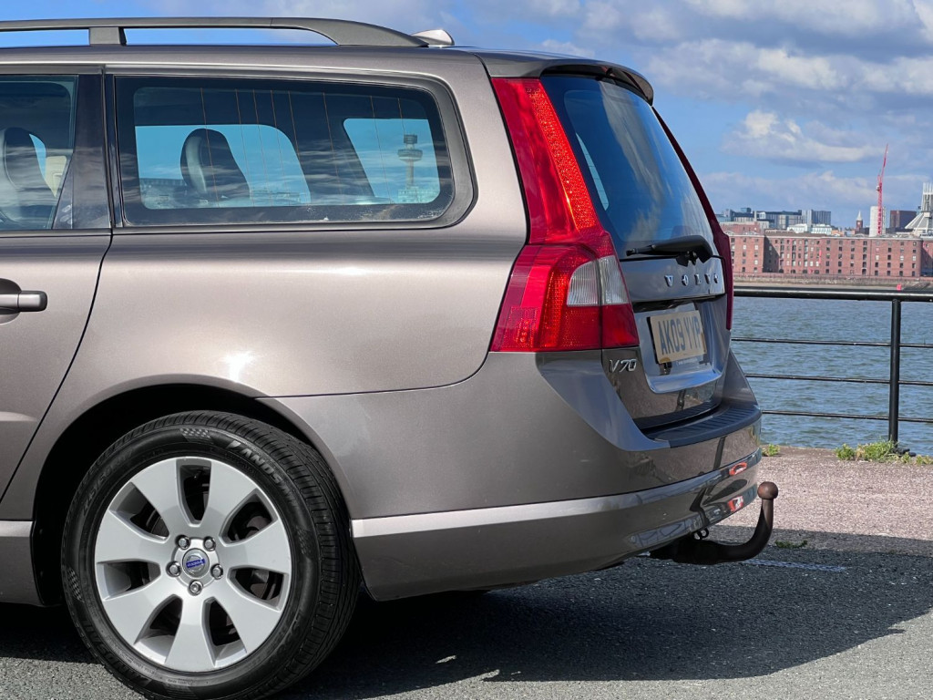 VOLVO V70