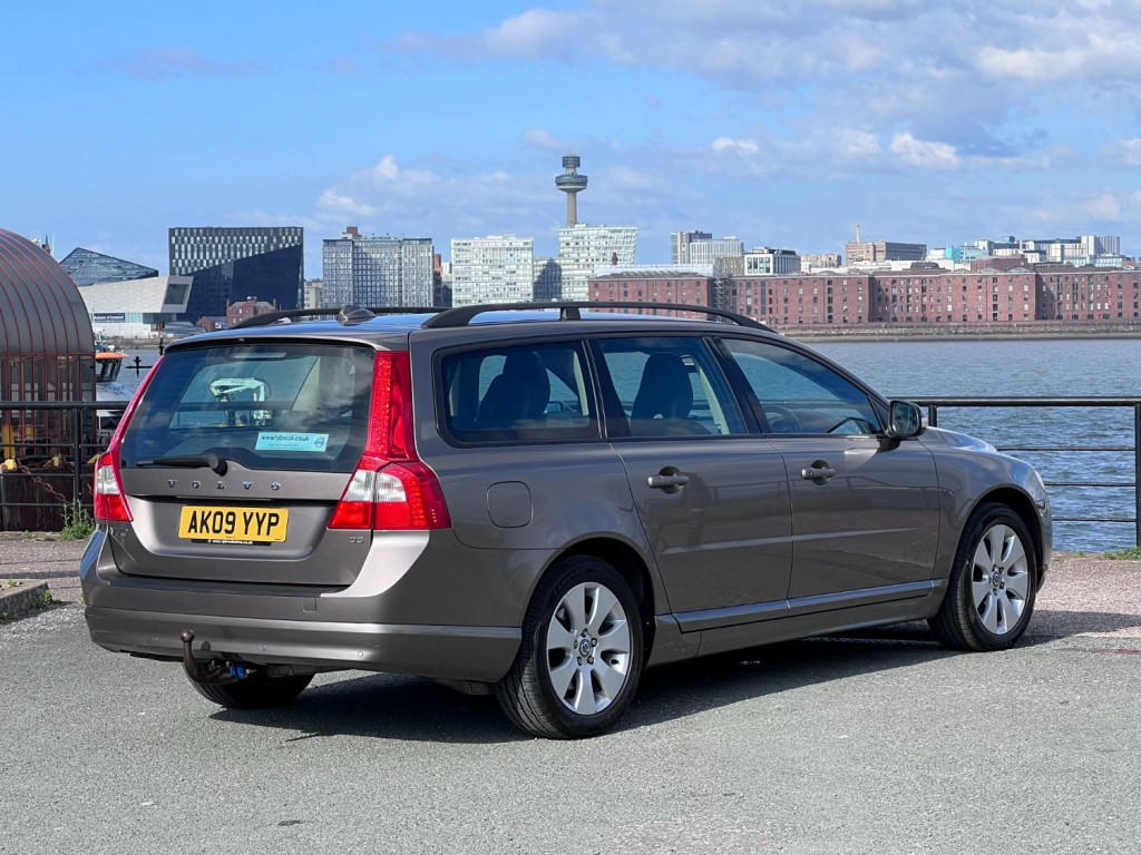 VOLVO V70