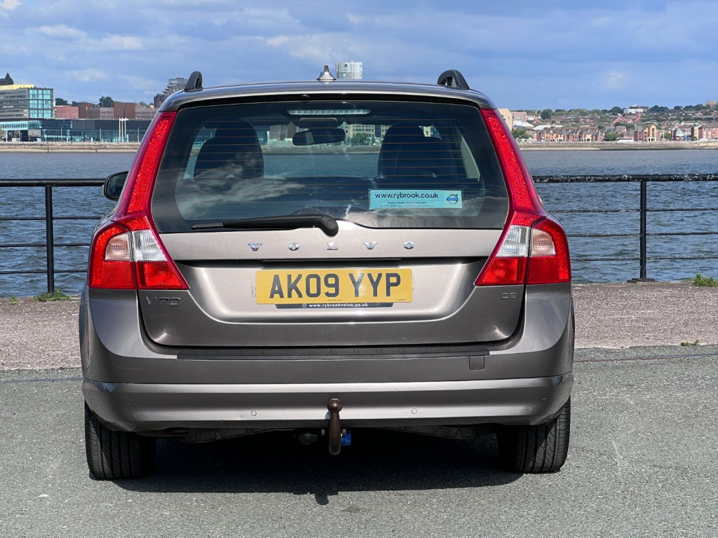 VOLVO V70