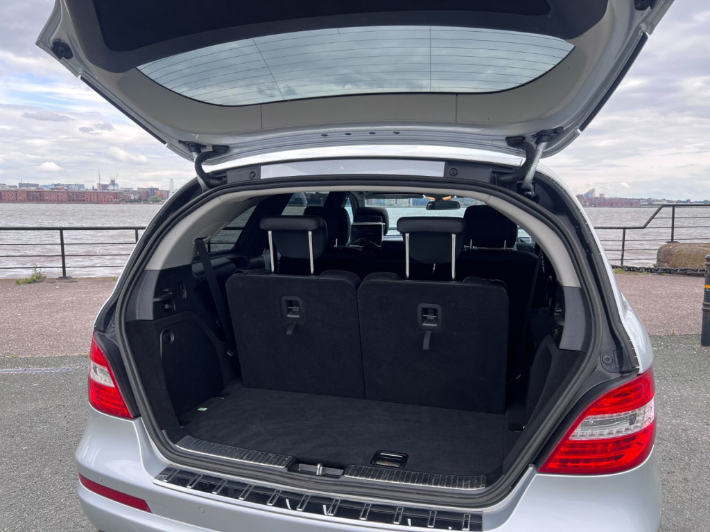 MERCEDES-BENZ R CLASS