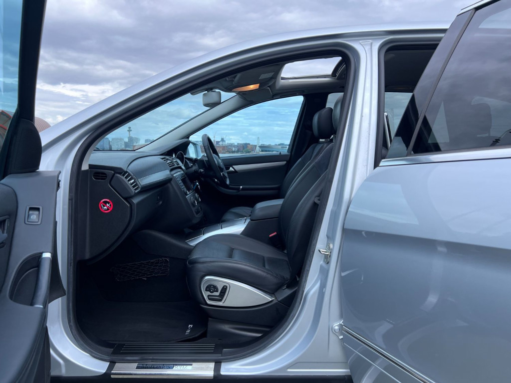 MERCEDES-BENZ R CLASS