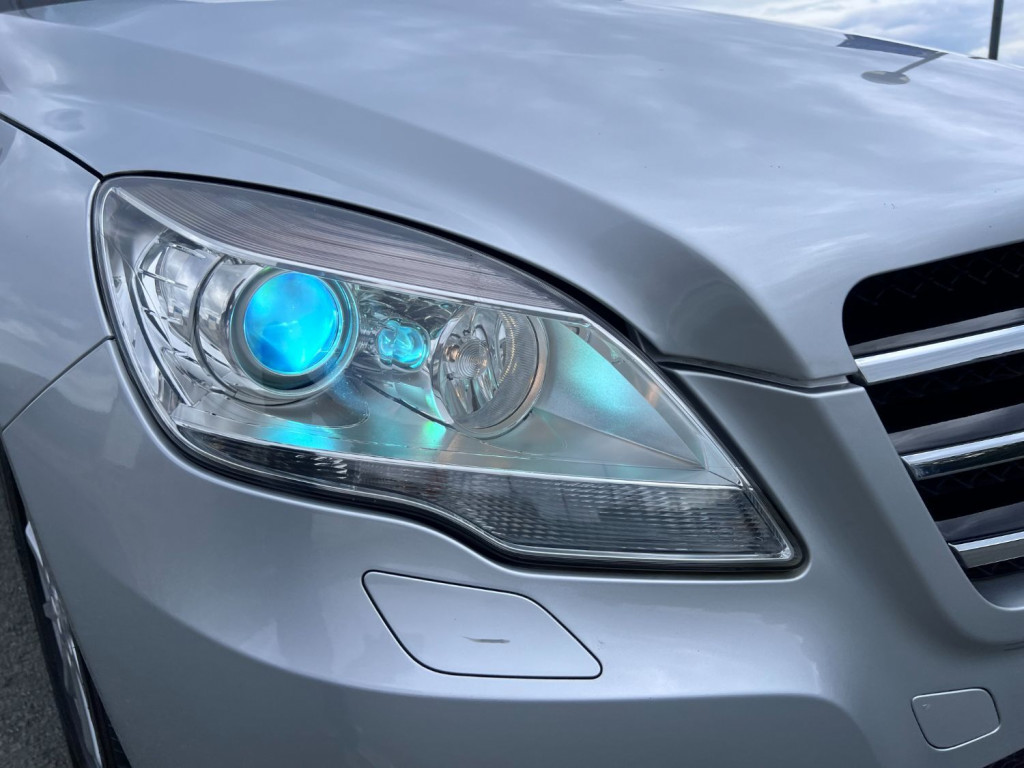 MERCEDES-BENZ R CLASS