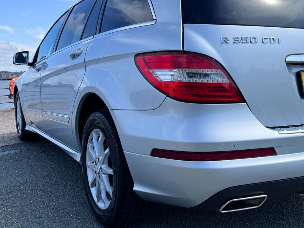 MERCEDES-BENZ R CLASS