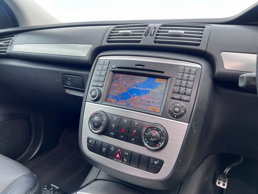 MERCEDES-BENZ R CLASS