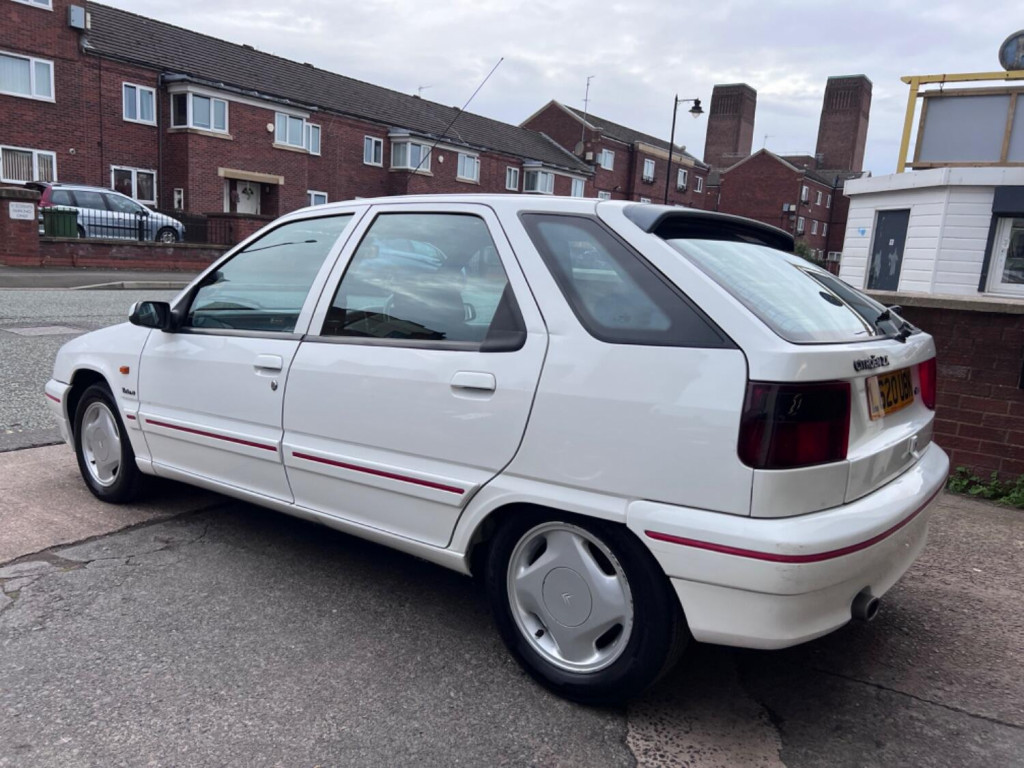 View CITROEN ZX VOLCANE TD