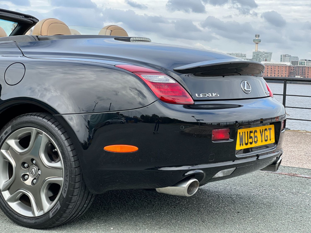 LEXUS SC 430