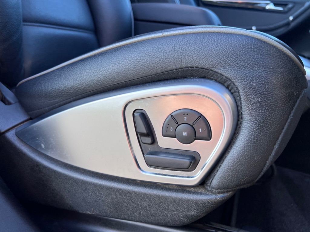 MERCEDES-BENZ R CLASS