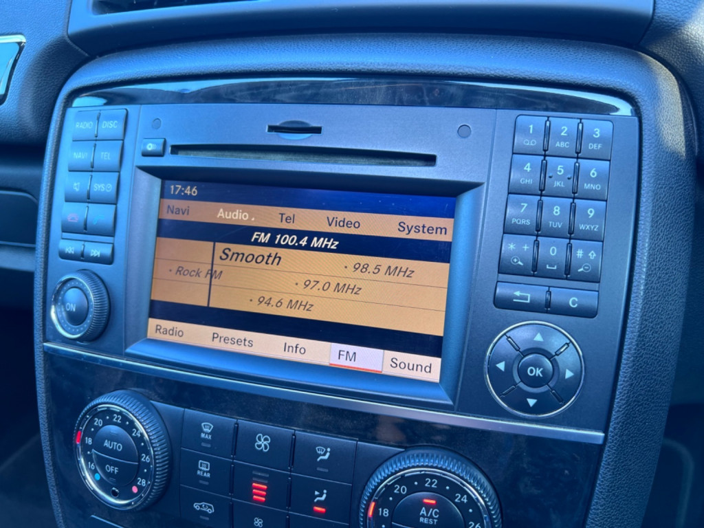 MERCEDES-BENZ R CLASS