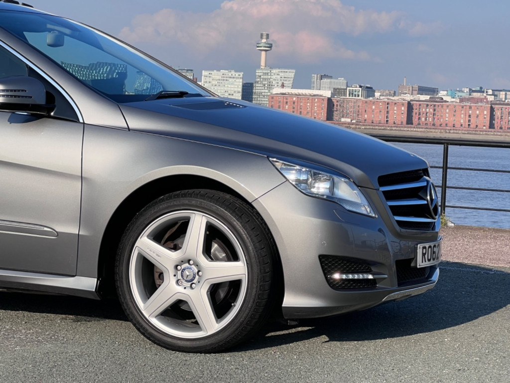 MERCEDES-BENZ R CLASS