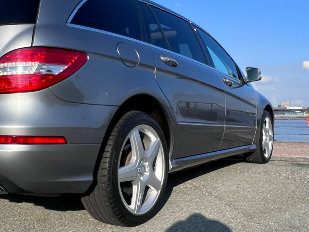 MERCEDES-BENZ R CLASS