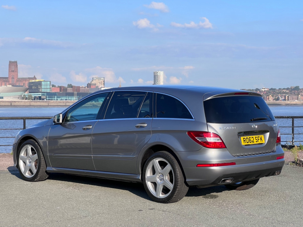 MERCEDES-BENZ R CLASS