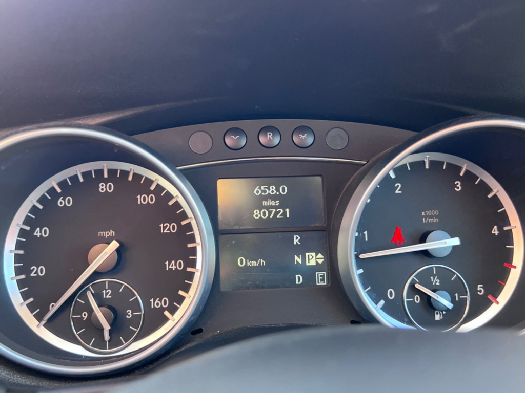 MERCEDES-BENZ R CLASS