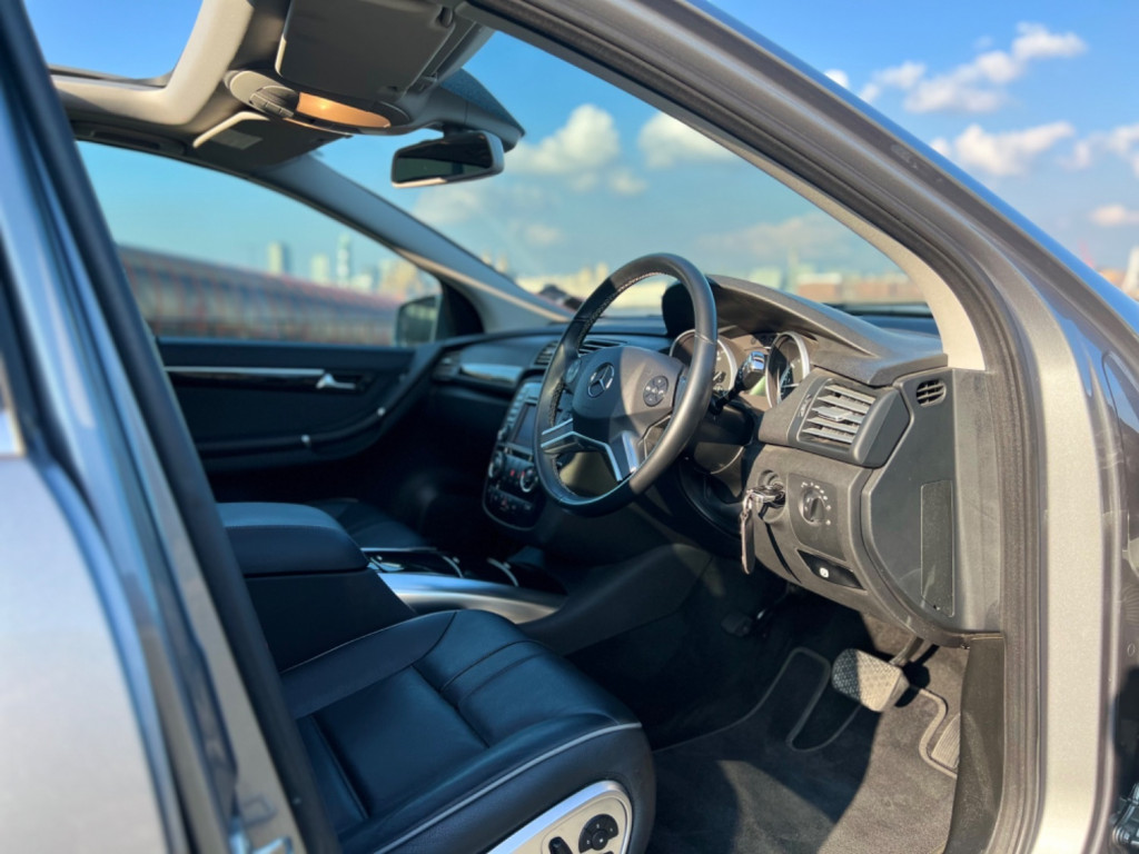 MERCEDES-BENZ R CLASS