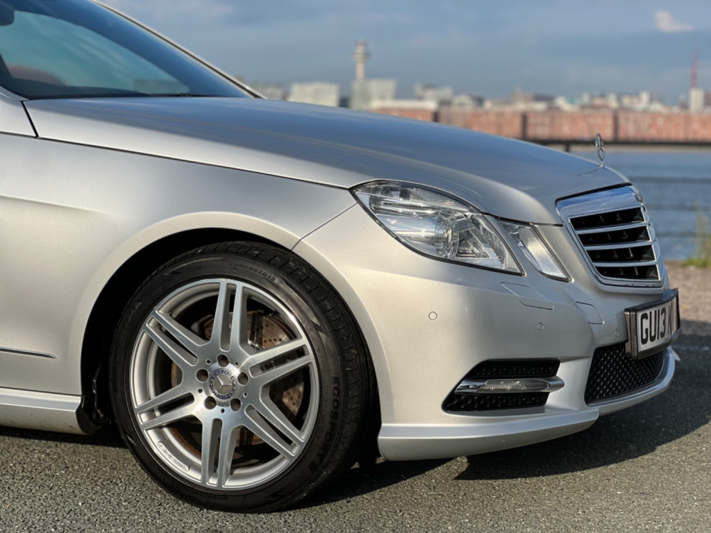 MERCEDES-BENZ E CLASS