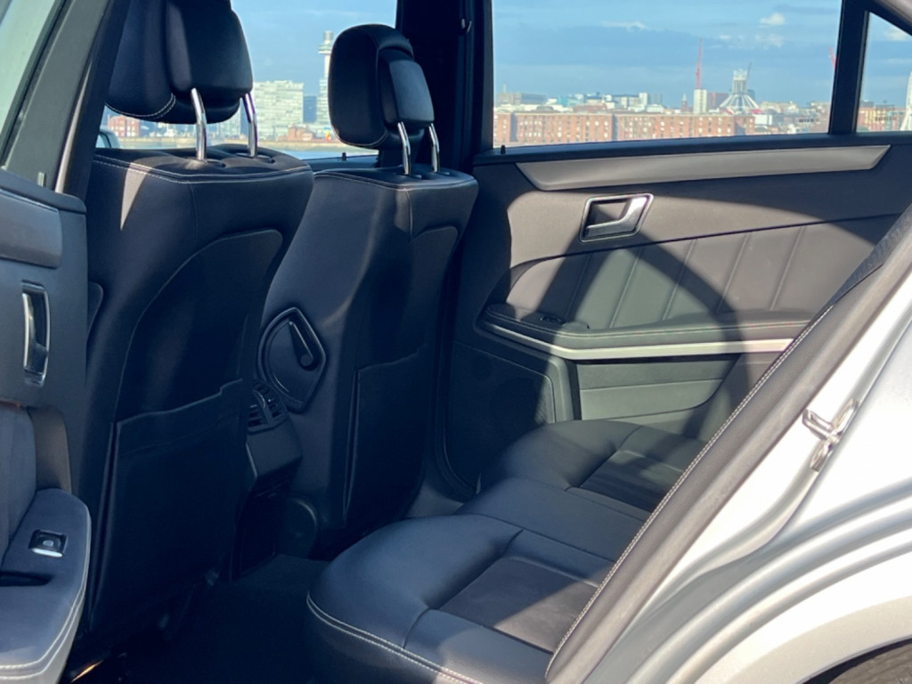 MERCEDES-BENZ E CLASS