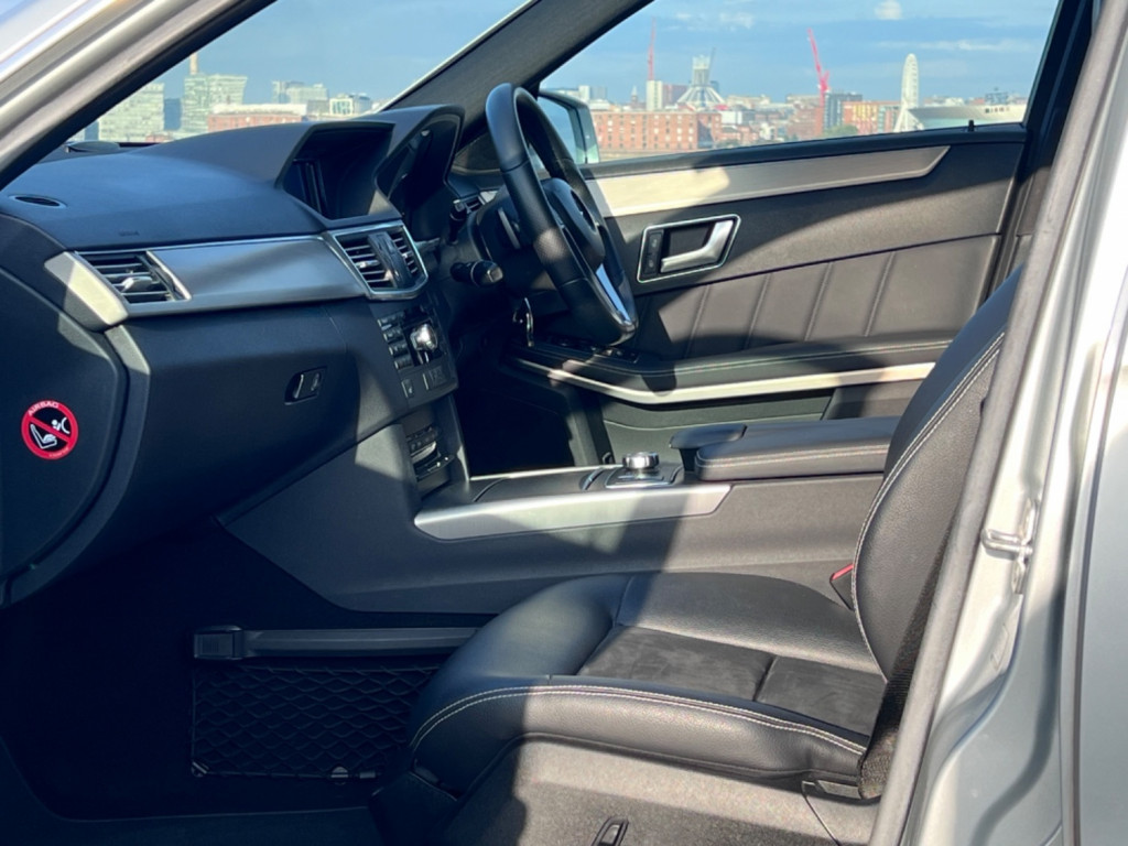 MERCEDES-BENZ E CLASS