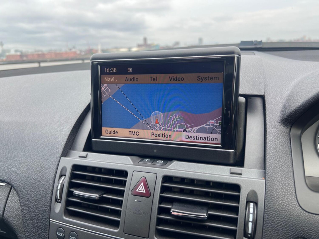 MERCEDES-BENZ C CLASS