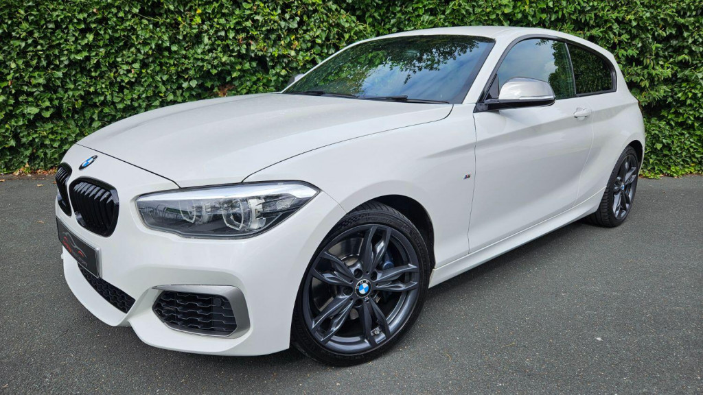 View BMW 1 SERIES 3.0 M140i Shadow Edition 3dr (340bhp) Euro 6