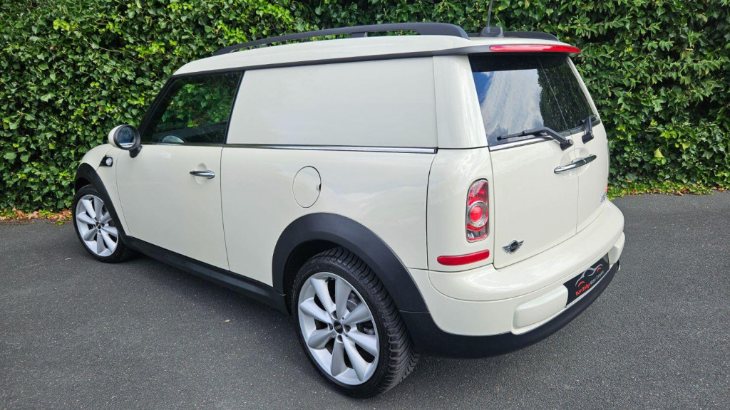 View MINI CLUBVAN 1.6 Cooper D Clubvan