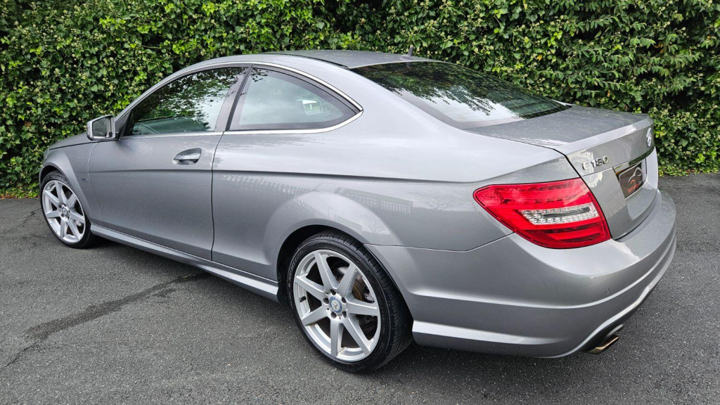 View MERCEDES-BENZ C CLASS 1.8 C180 BlueEfficiency AMG Sport Edition 125