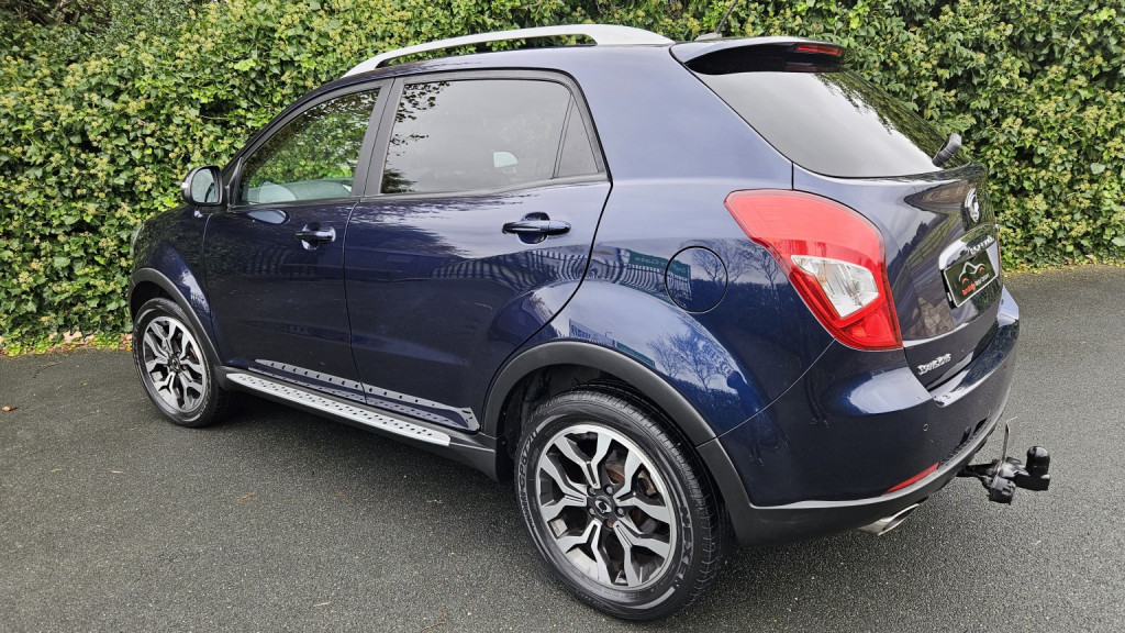 View SSANGYONG KORANDO 2.2D ELX 4x4 Euro 6 (178bhp)