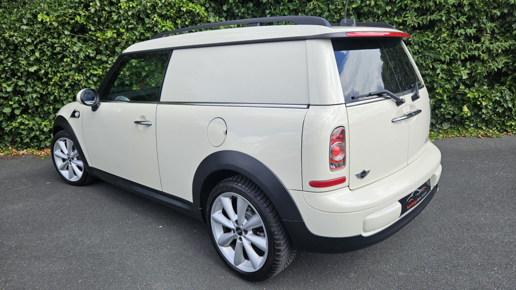 View MINI CLUBVAN 1.6 Cooper D Clubvan