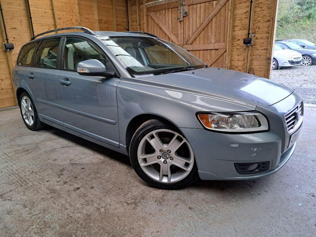 VOLVO V50