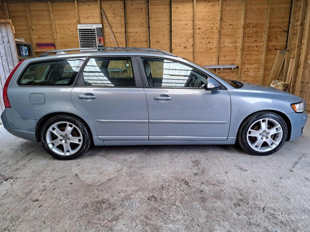 View VOLVO V50 1.6 D DRIVe SE