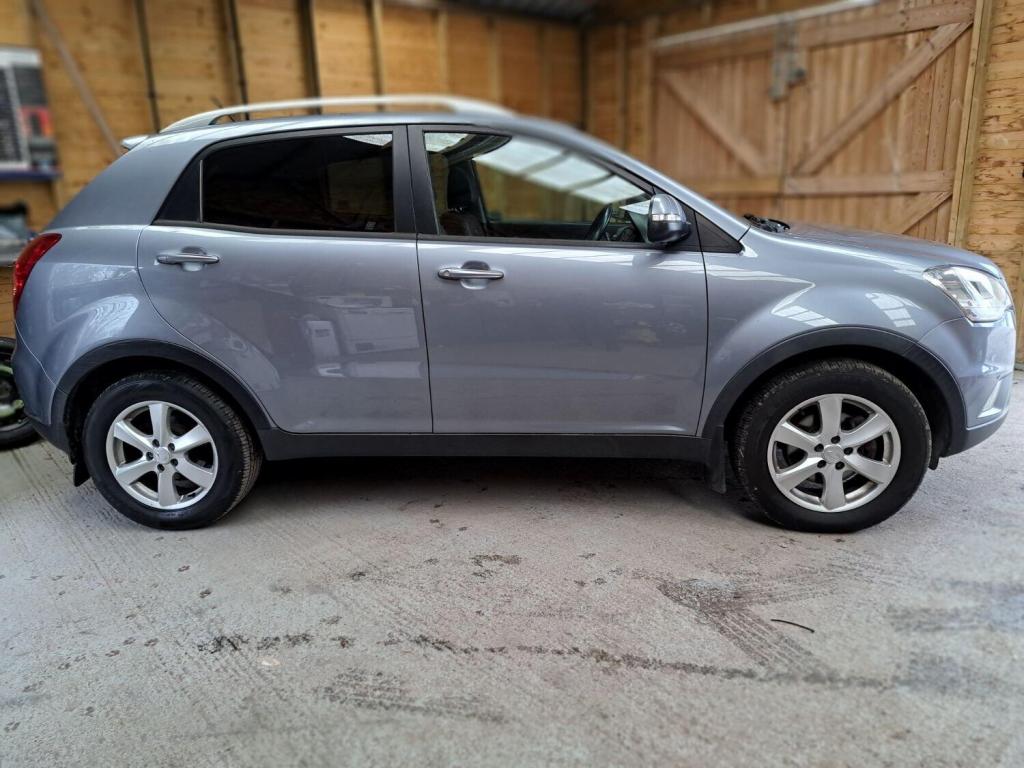 View SSANGYONG KORANDO 2.0 D EX