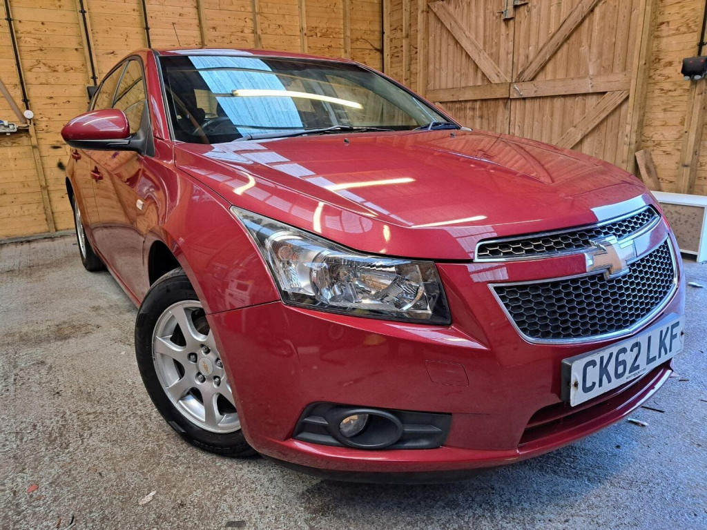 View CHEVROLET CRUZE 1.7 VCDi LT 