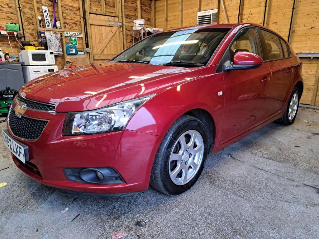 CHEVROLET CRUZE