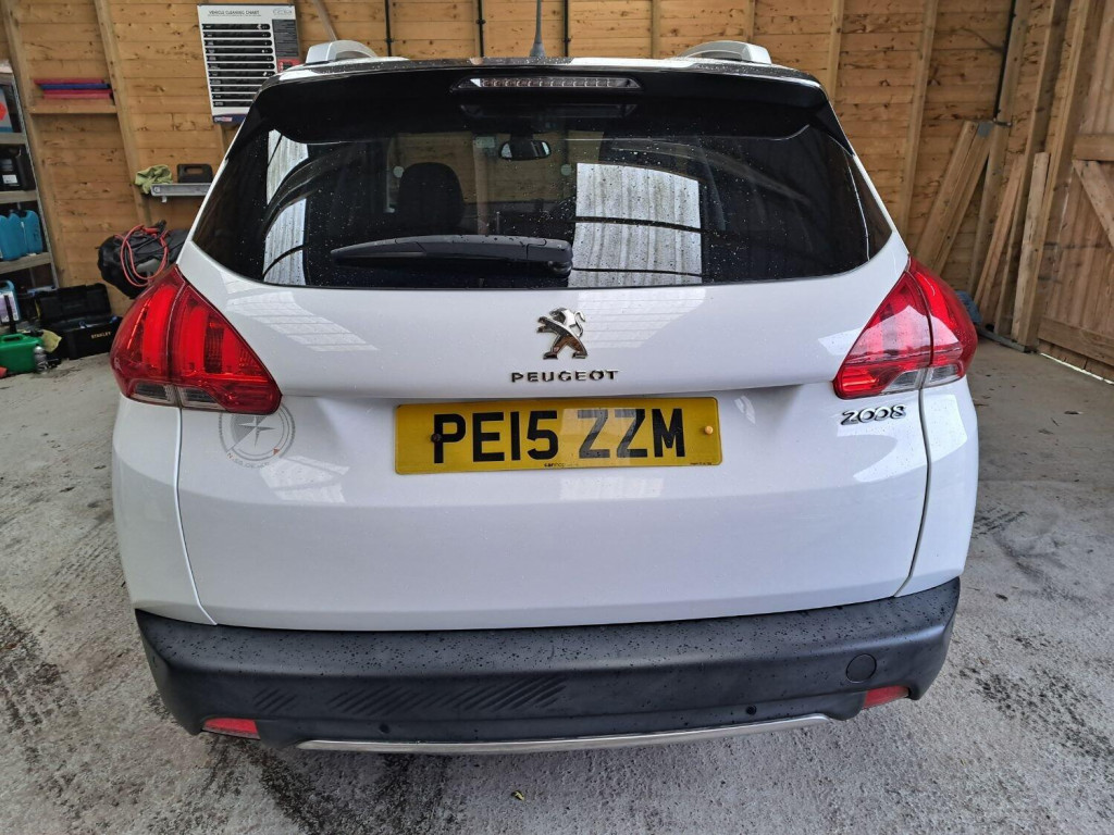PEUGEOT 2008