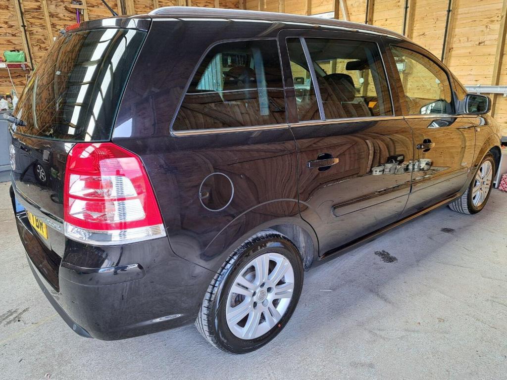 VAUXHALL ZAFIRA