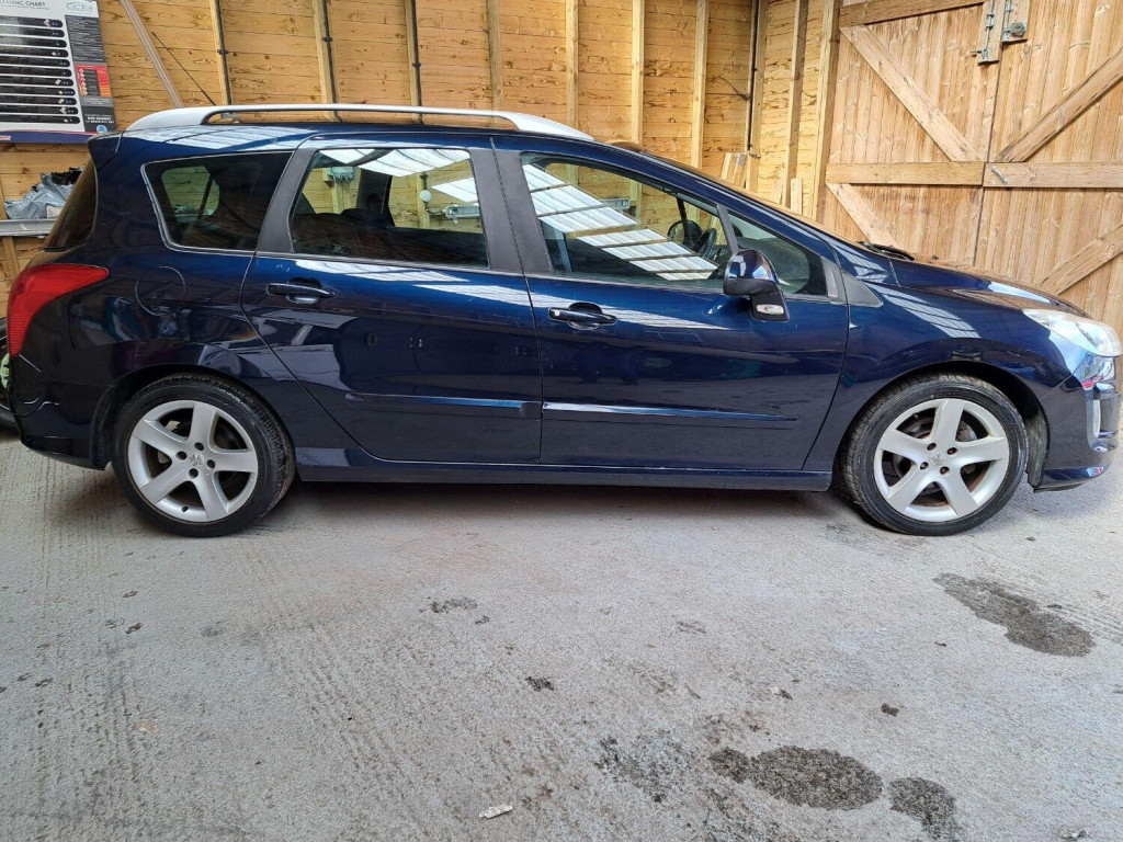 View PEUGEOT 308 1.6 HDi FAP Sport 